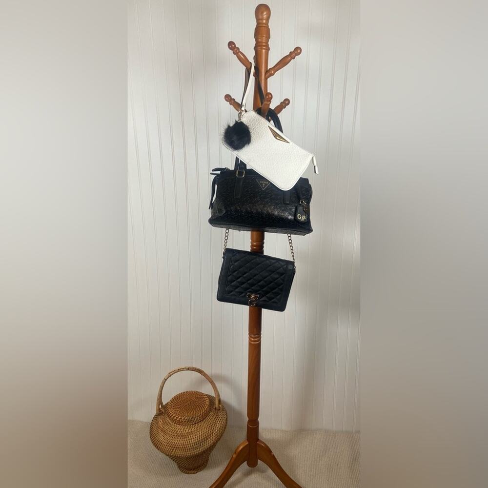 3 Guess Purse Bundle – Handbag, Quilted Crossbody & White Wristlet